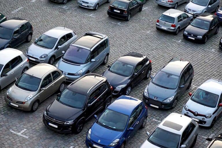 Mehr über den Artikel erfahren Parken in Eberswalde: Wo Sie Ihr Auto am besten abstellen