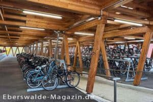 Mehr über den Artikel erfahren Fahrradparkhaus Eberswalde