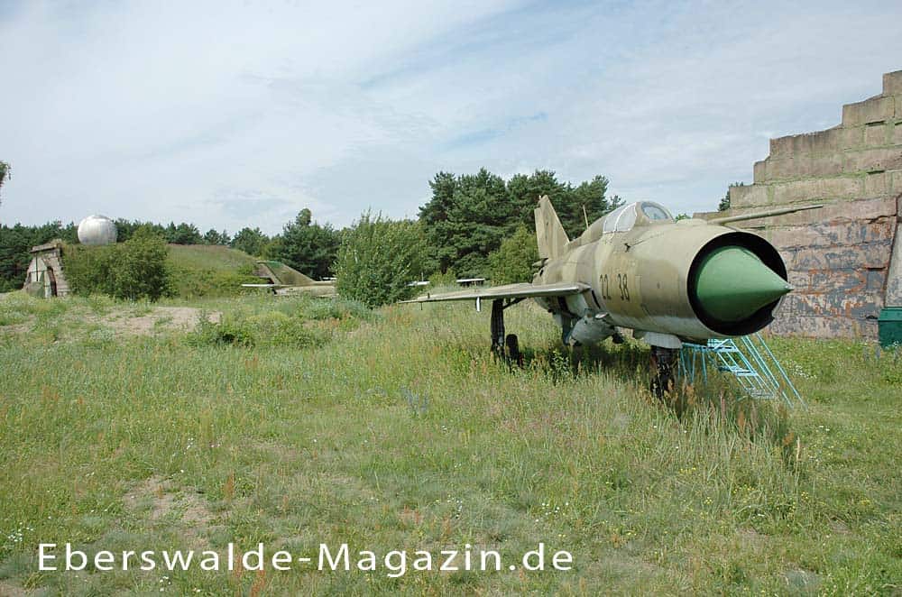 Luftfahrtexponate im Luftfahrtmuseums Finowfurt Luftfahrtexponate im Luftfahrtmuseums Finowfurt