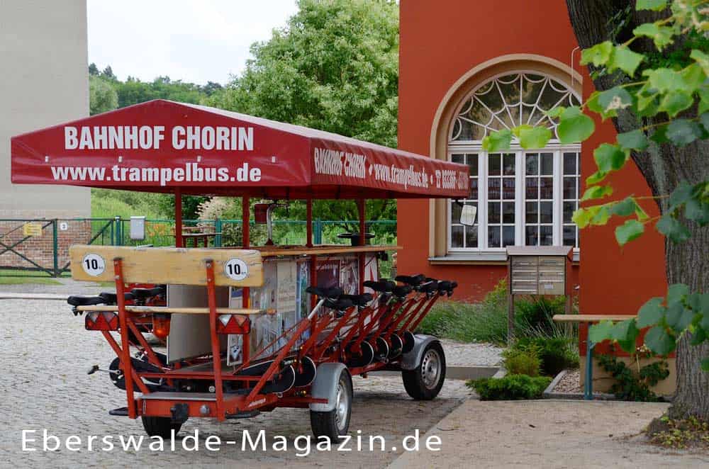 Kloster Chorin mit Trampelbus 