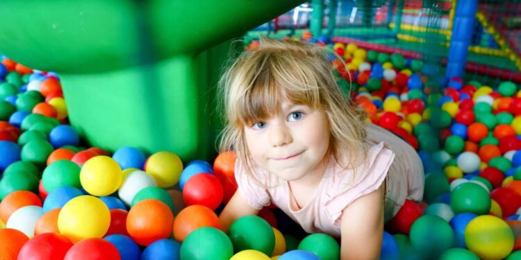 Indoor-Kinderspielwelt (depositphotos.com)